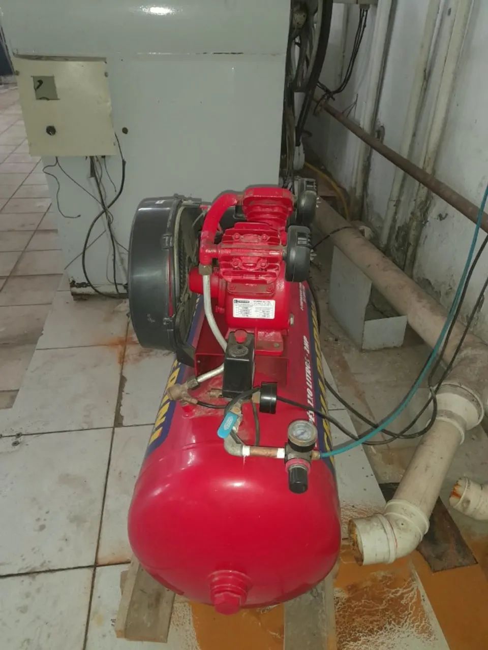 Compressor de Ar Chiaperini 10 Pés 140 PSI - Foto 3