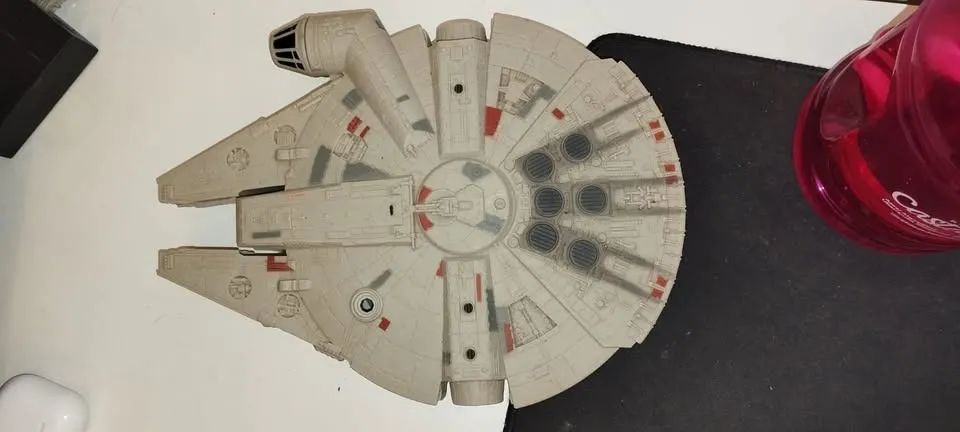 Millenium Falcon Hasbro ? Star Wars - Foto 2