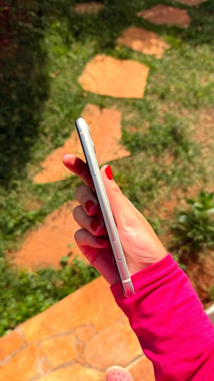 Iphone 11 128GB BRANCO  - Foto 5