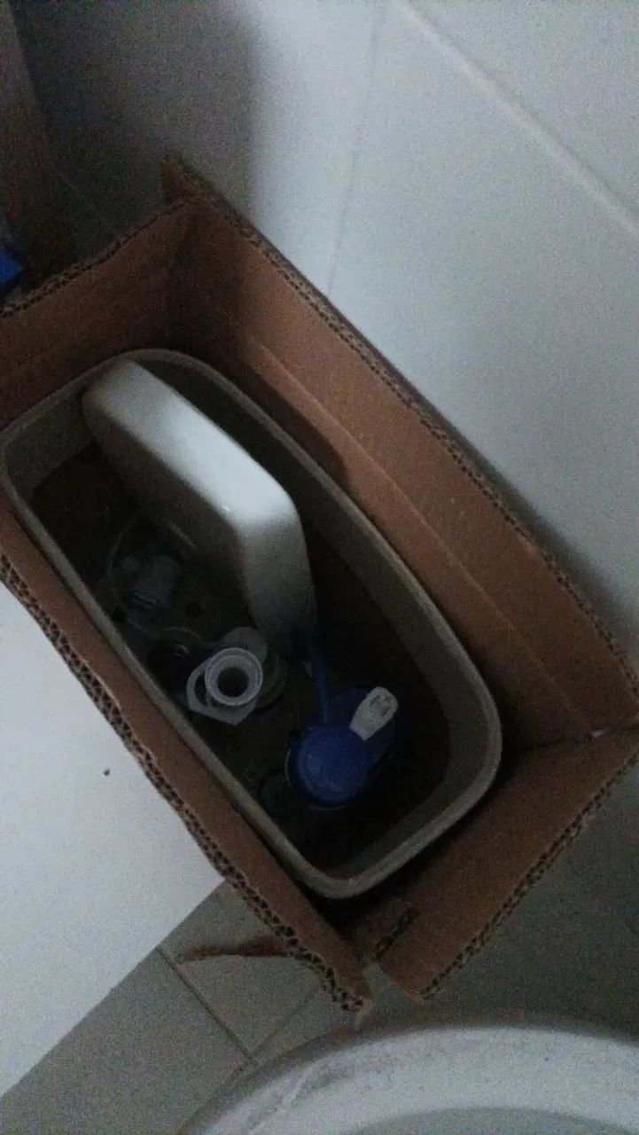 Vaso sanitário com cx acoplada  - Foto 2