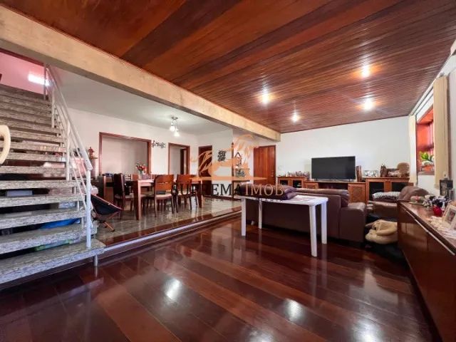 Casa com 4 Quartos à Venda no Jardim Astro - Sorocaba/SP