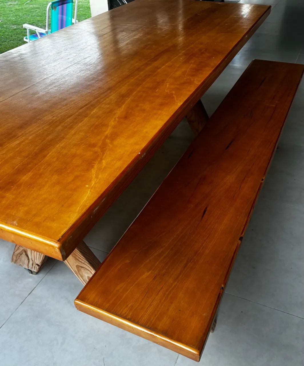 Mesa com bancos - Foto 3