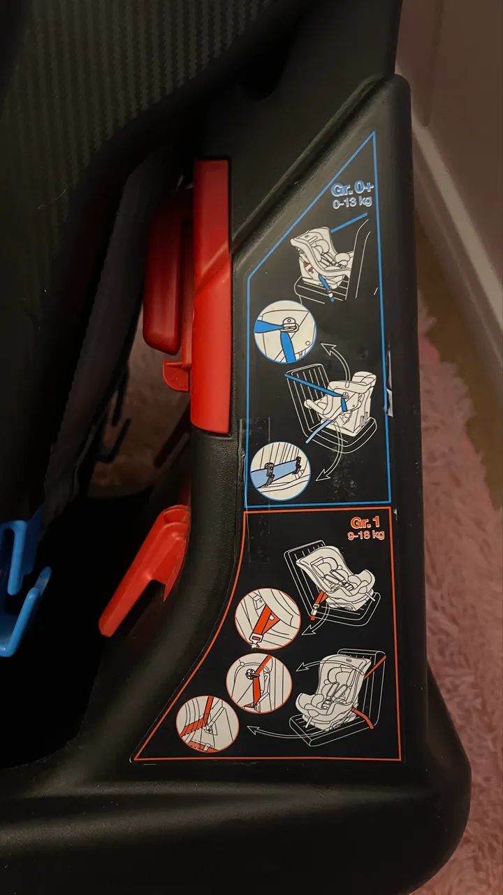 Cadeirinha pra auto eletta da Chicco black  - Foto 2