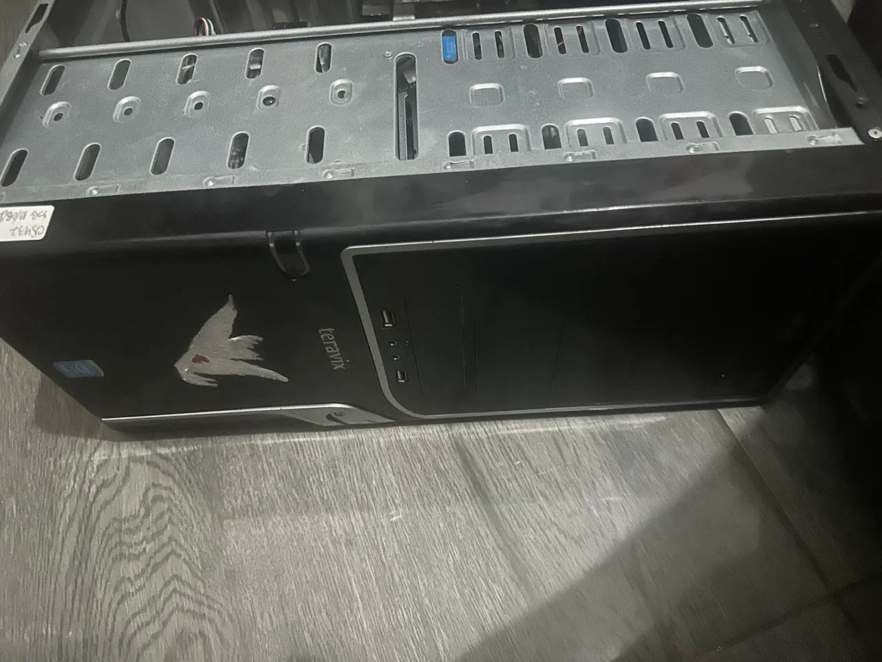 CPU com placa mae e fonte com entrada NVME para fazer bios - Foto 2