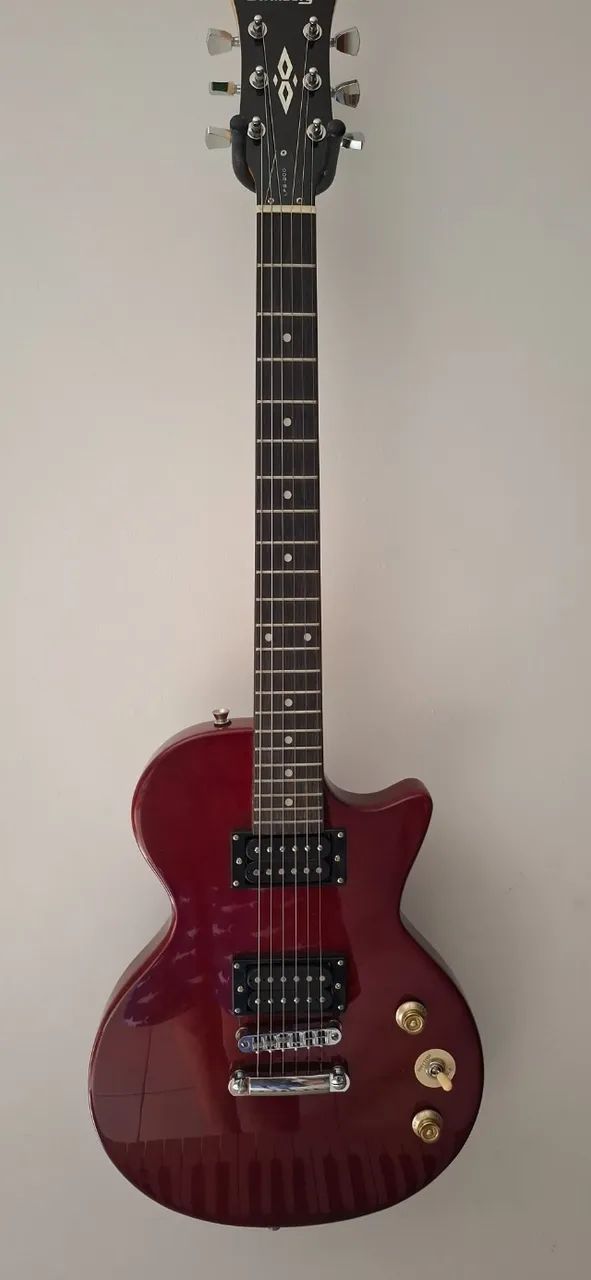 OGuitarra Strinberg Les Paul 200