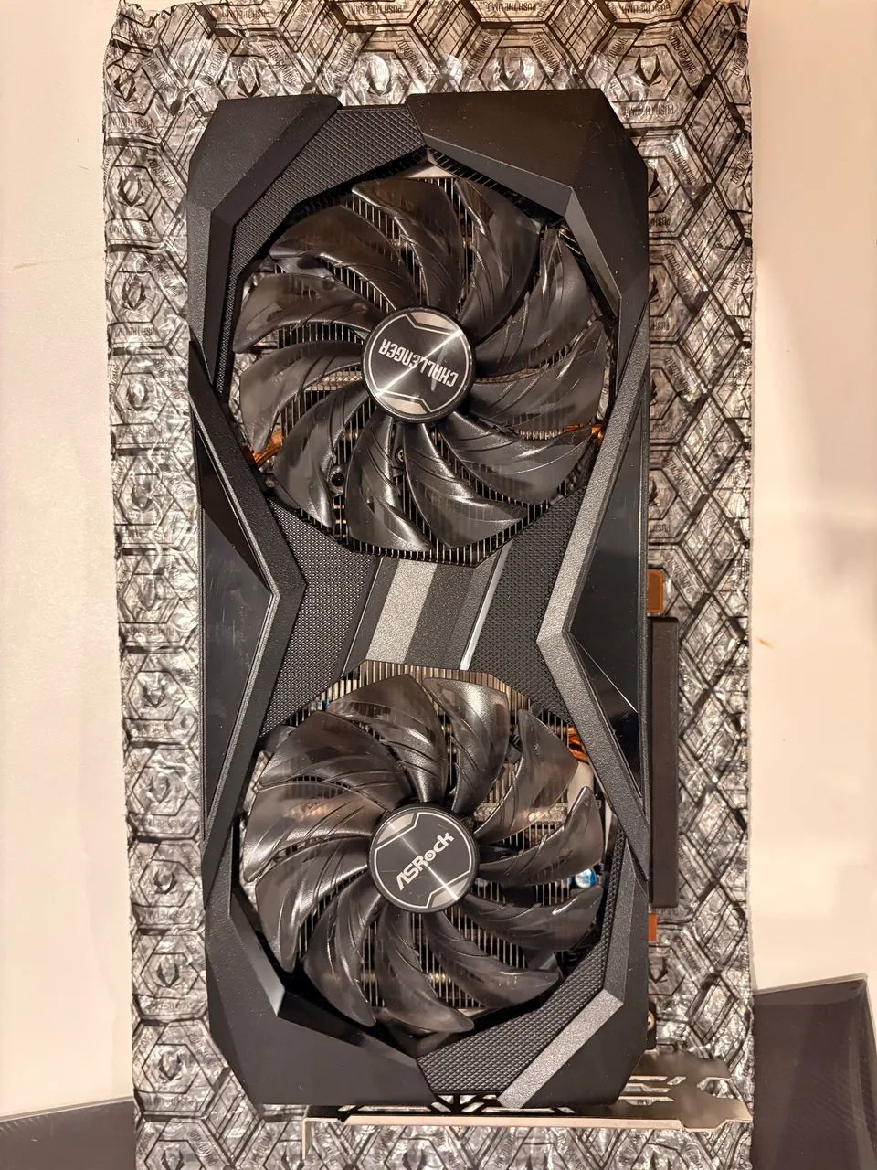 Placa de vídeo RX 6600 ASrock challenger 8gb