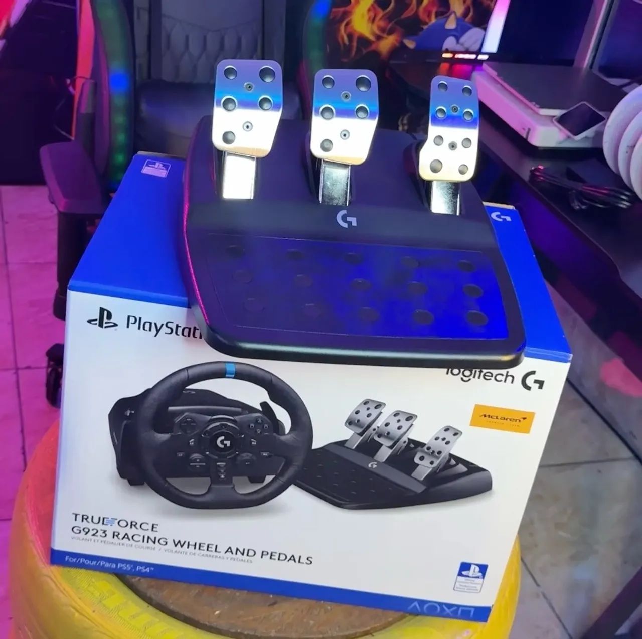 Volante Logitech G923 para PS5, PS4 e PC com Force Feedback TRUEFORCE - Foto 3