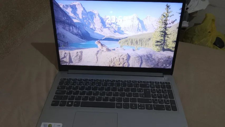 Vendo notebook Lenovo Intel Celeron, 4G de ram, placa integrada, 120G ssd, Not p/estudos. - Foto 3