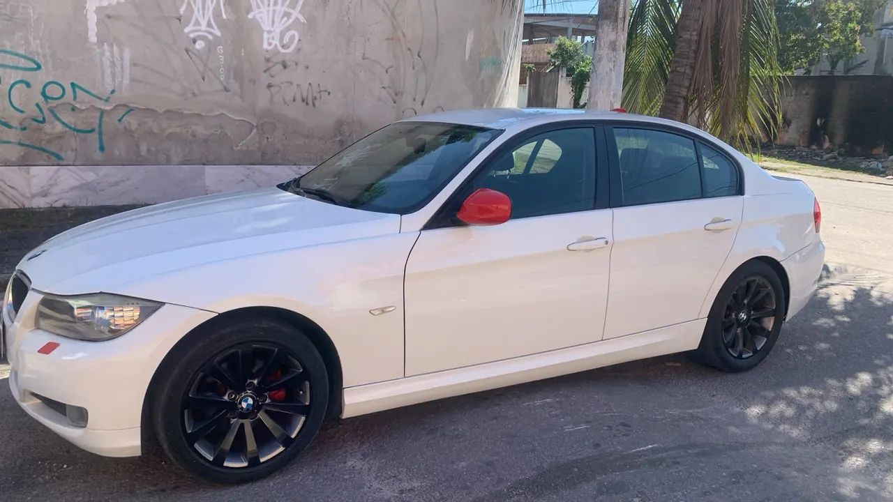 BMW 320I A 2011 - Foto 2