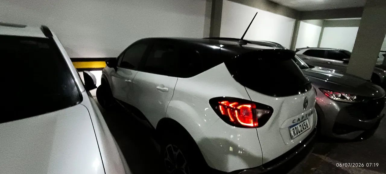 Renault Captur CAPTUR Iconic 1.3 TB 16V Flex 5p Aut. 2022