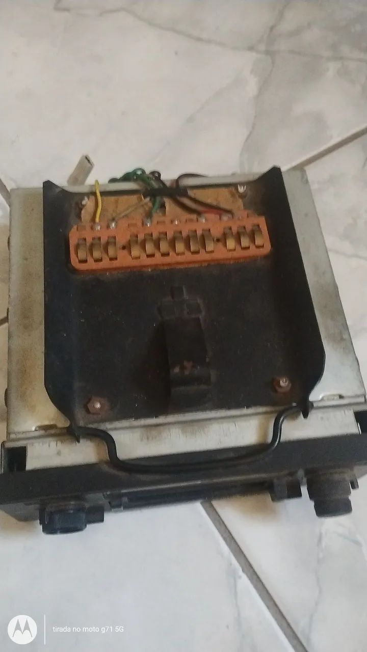 Rádio para carro antigo(não funciona)