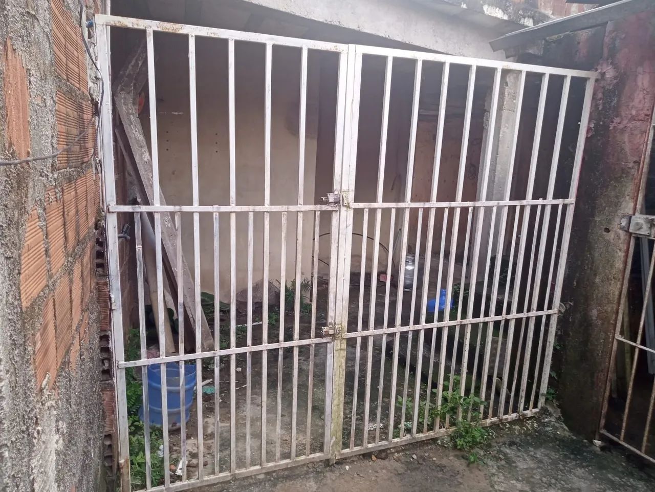 Portão de ferro 