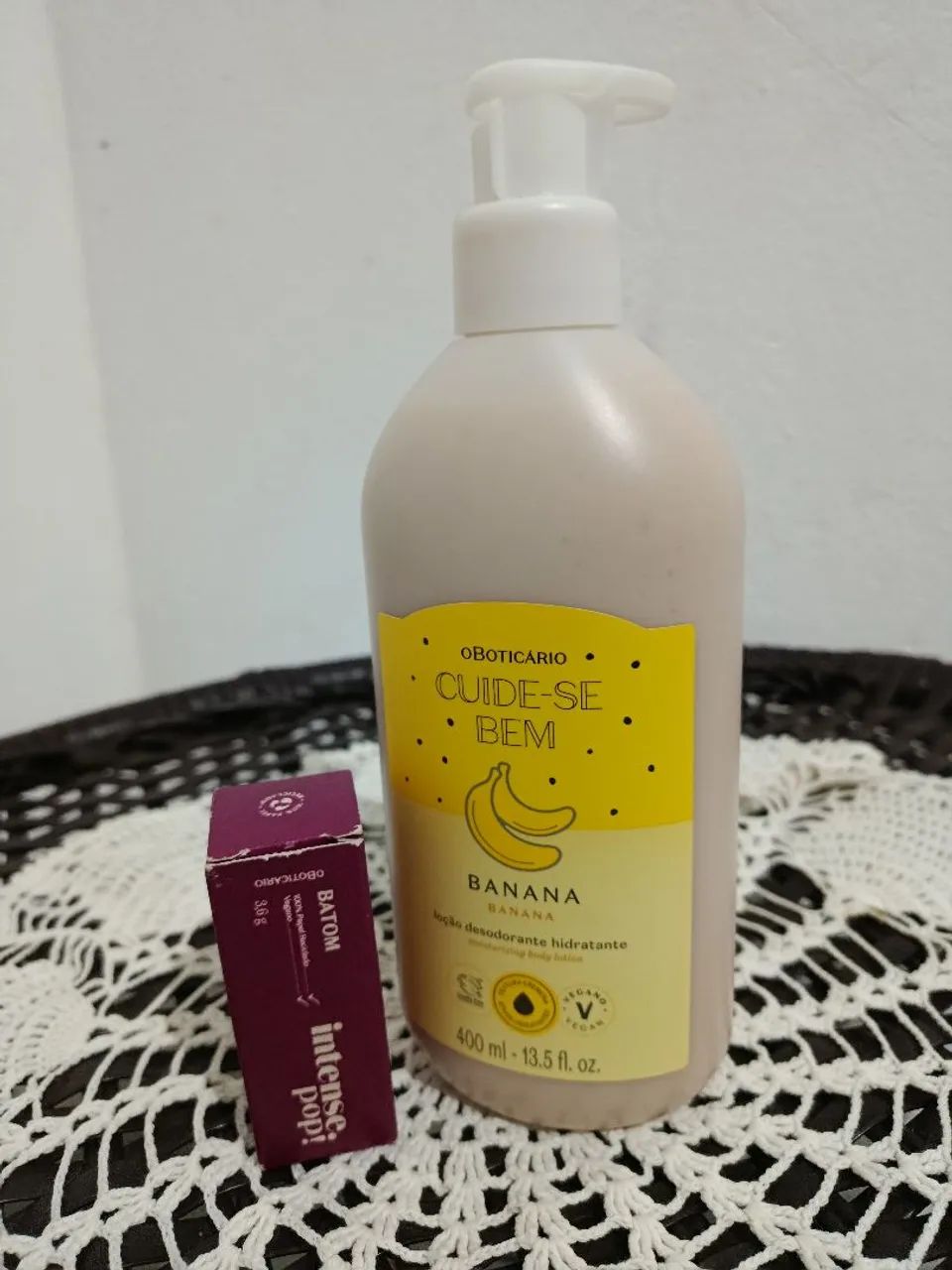 Kit loção hidratante e batom mate vermelho 