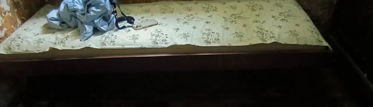 SOFA PARA SALA DE TV COM ALMOFADA