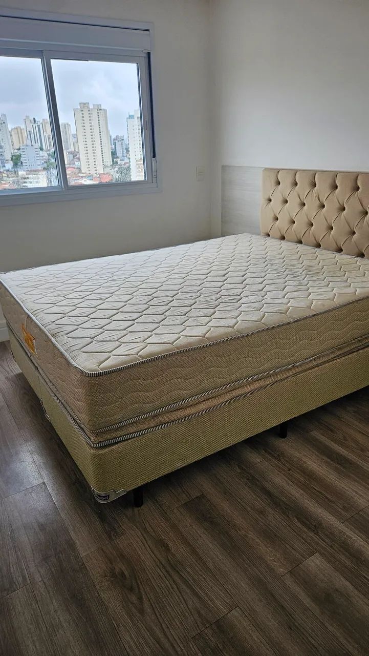 Cabeceira estofada queen size