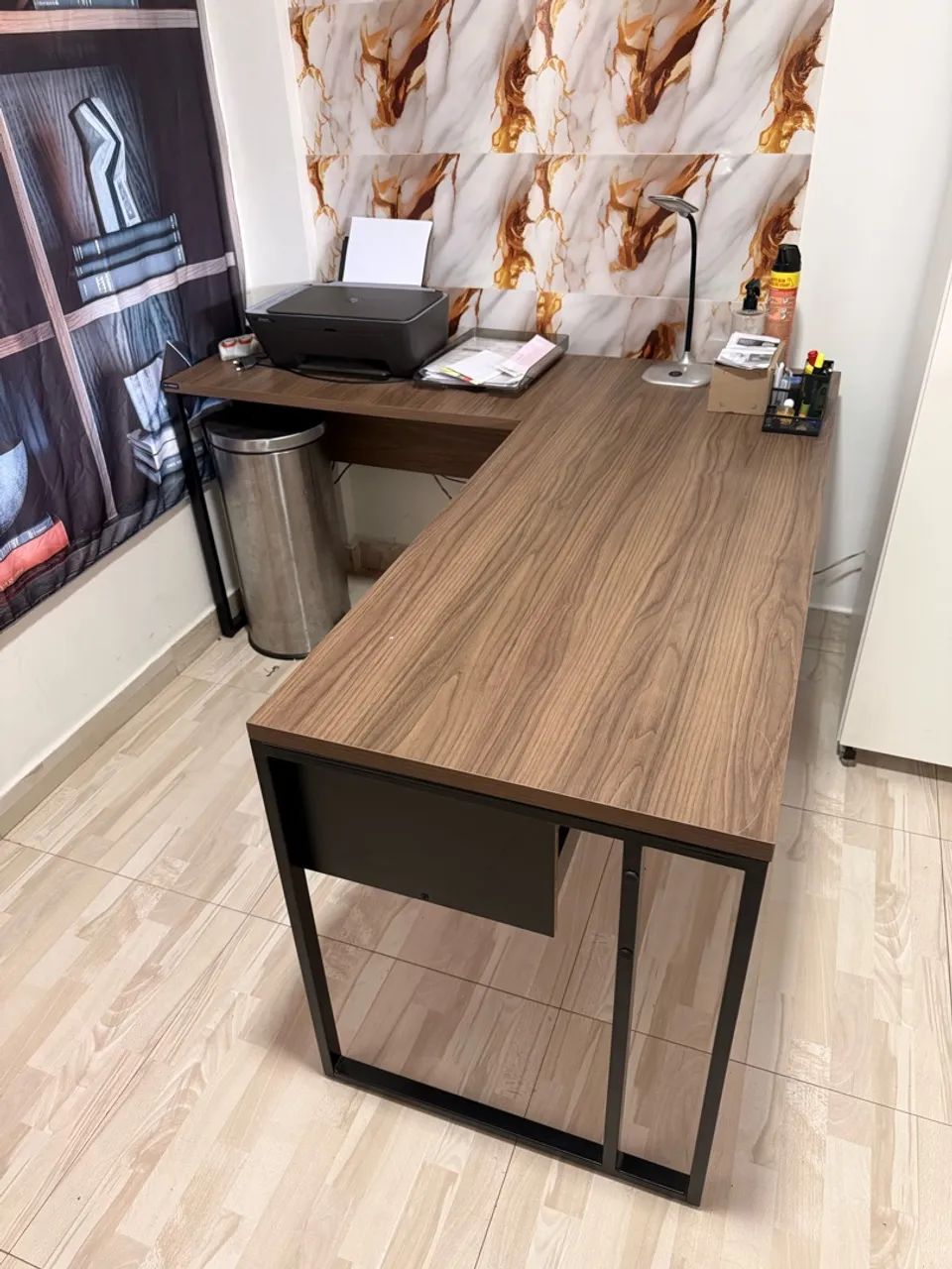 Mesa escritório com 2 gavetas  - Foto 2