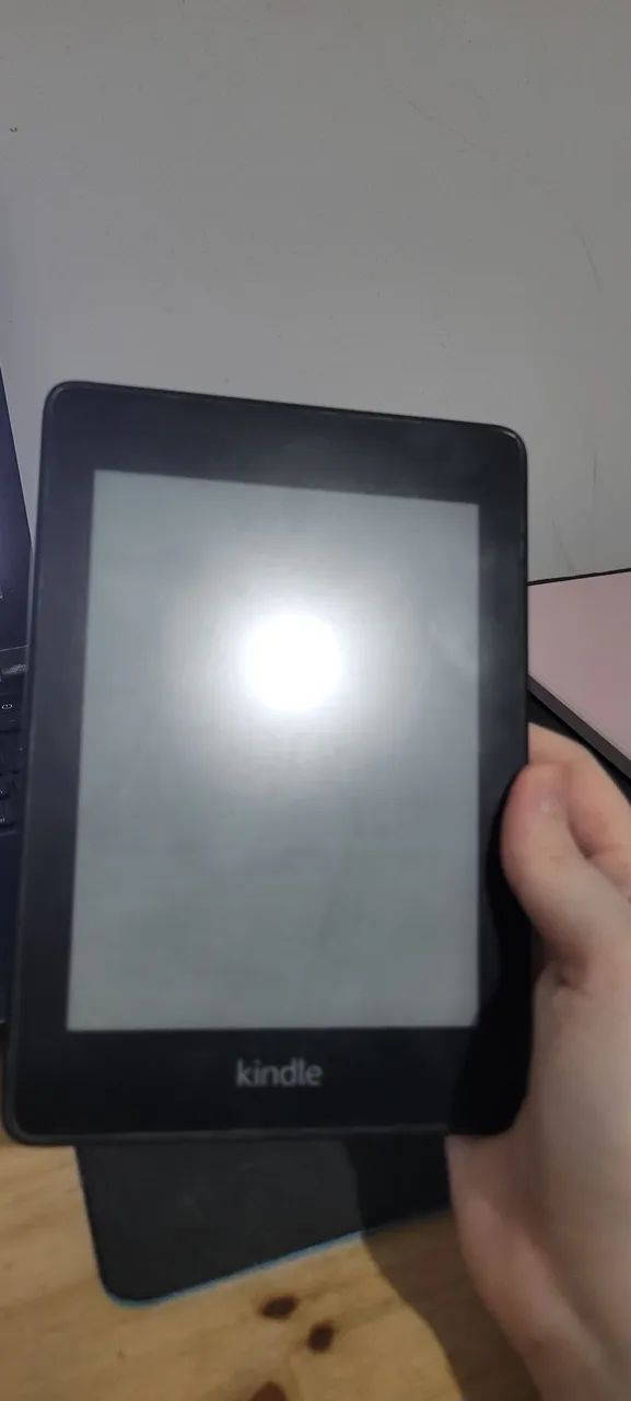 Kindle Paperwhite 10ª Geração - Para retirada de peças! - Foto 2