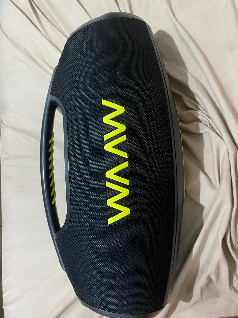 Vendo Caixa de som WAAW Alok semi nova - Foto 3