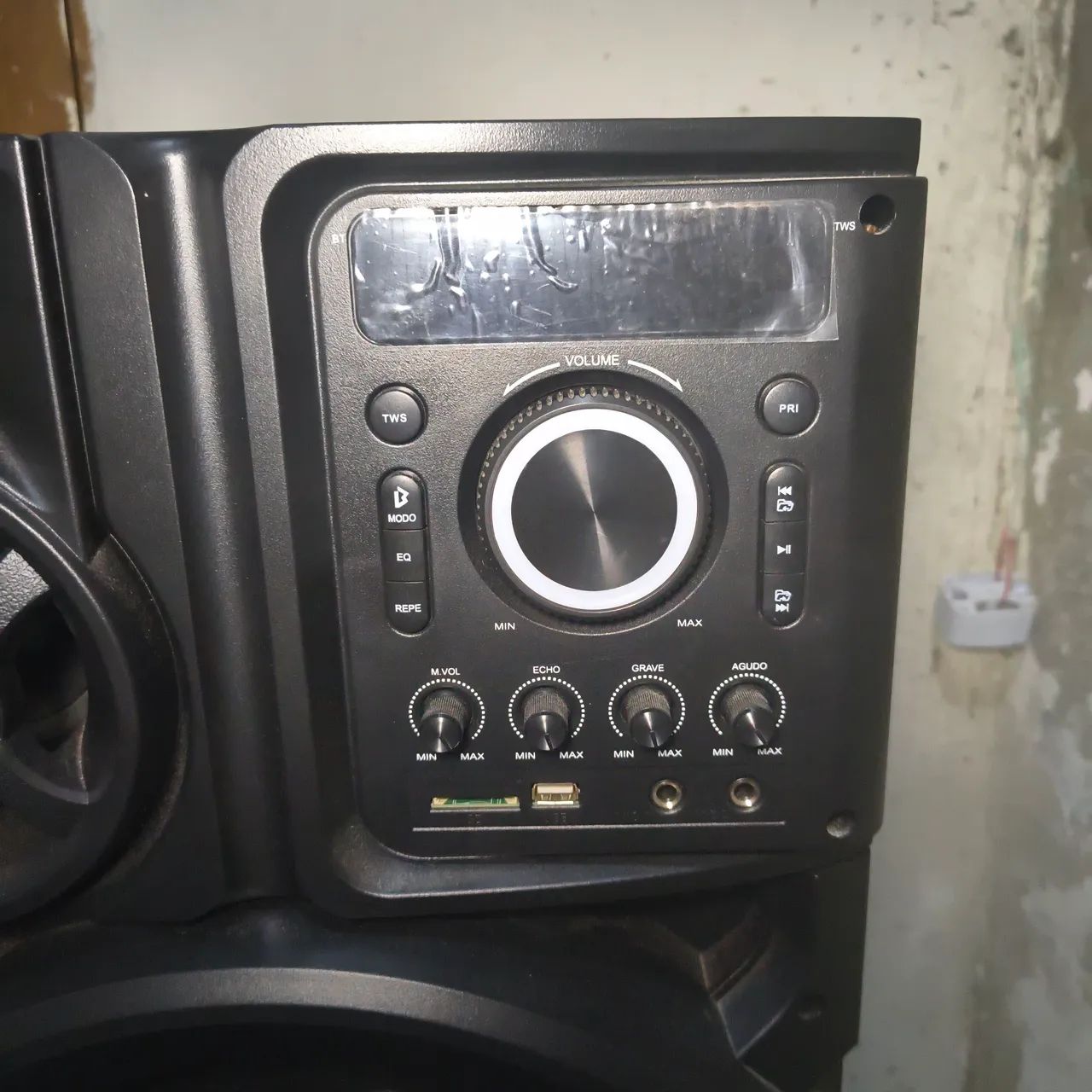 Caixa de som semi nova Amvox 2200W RMS. - Foto 3