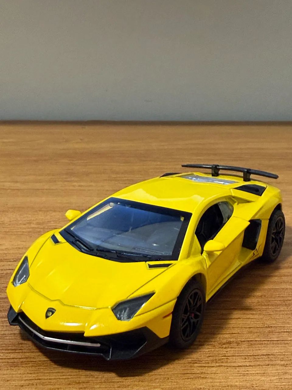 Miniatura 1:32 Metal Lamborghini  - Foto 2