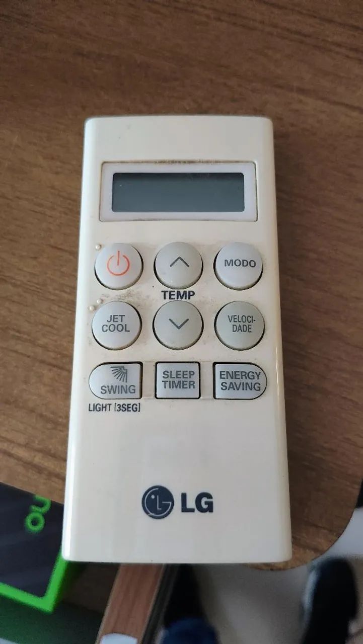 Ar Condicionado Split 12000 BTUs LG 220V - Foto 3