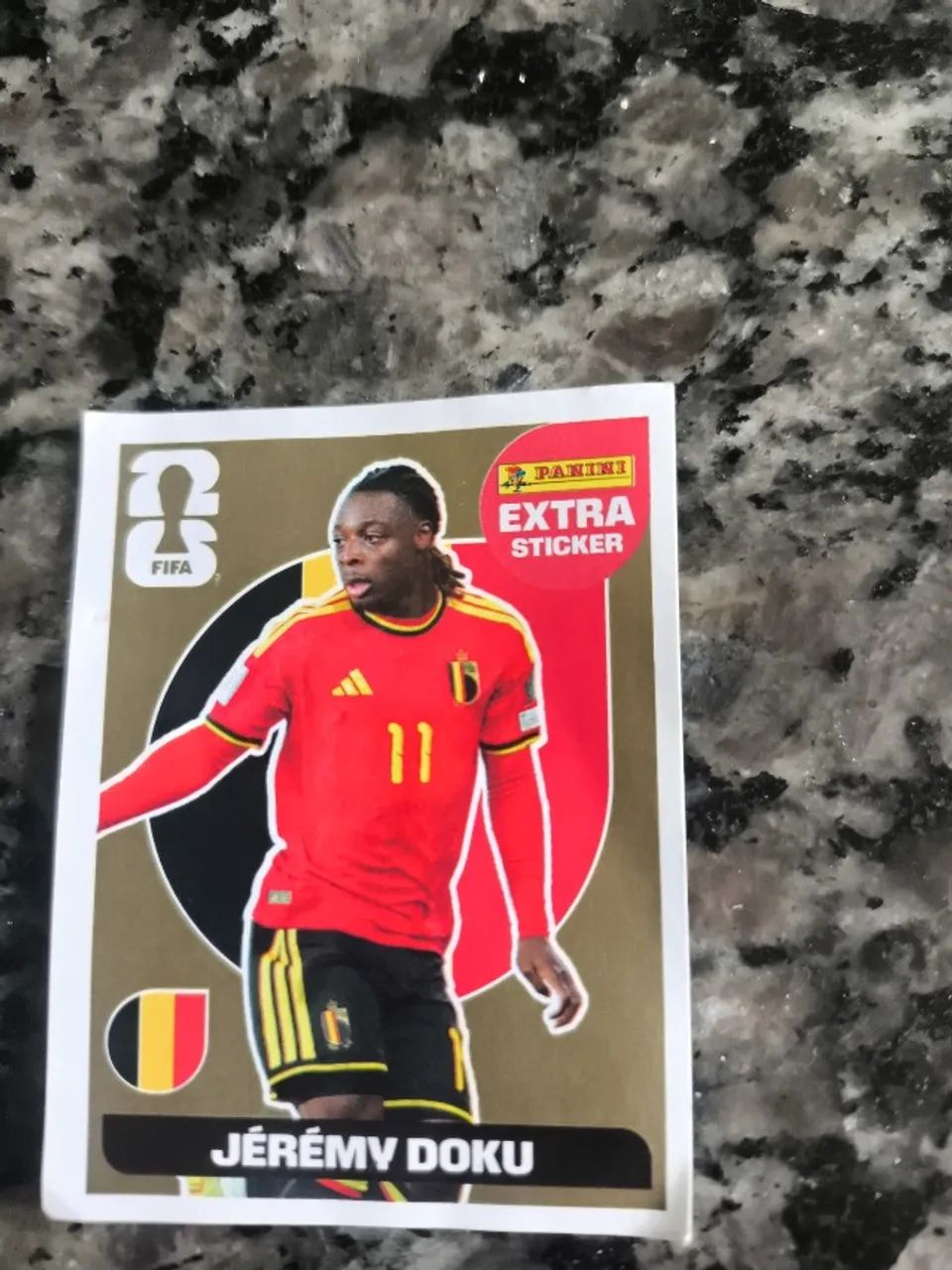 ?EXTRA STICKER OURO DOKU - RARA?