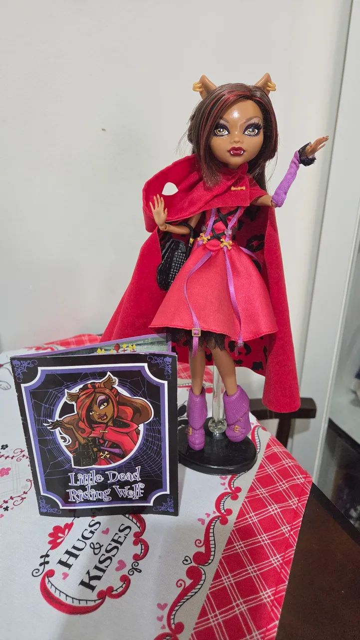 Monster High Scarily Ever After Clawdeen Wolf Completa