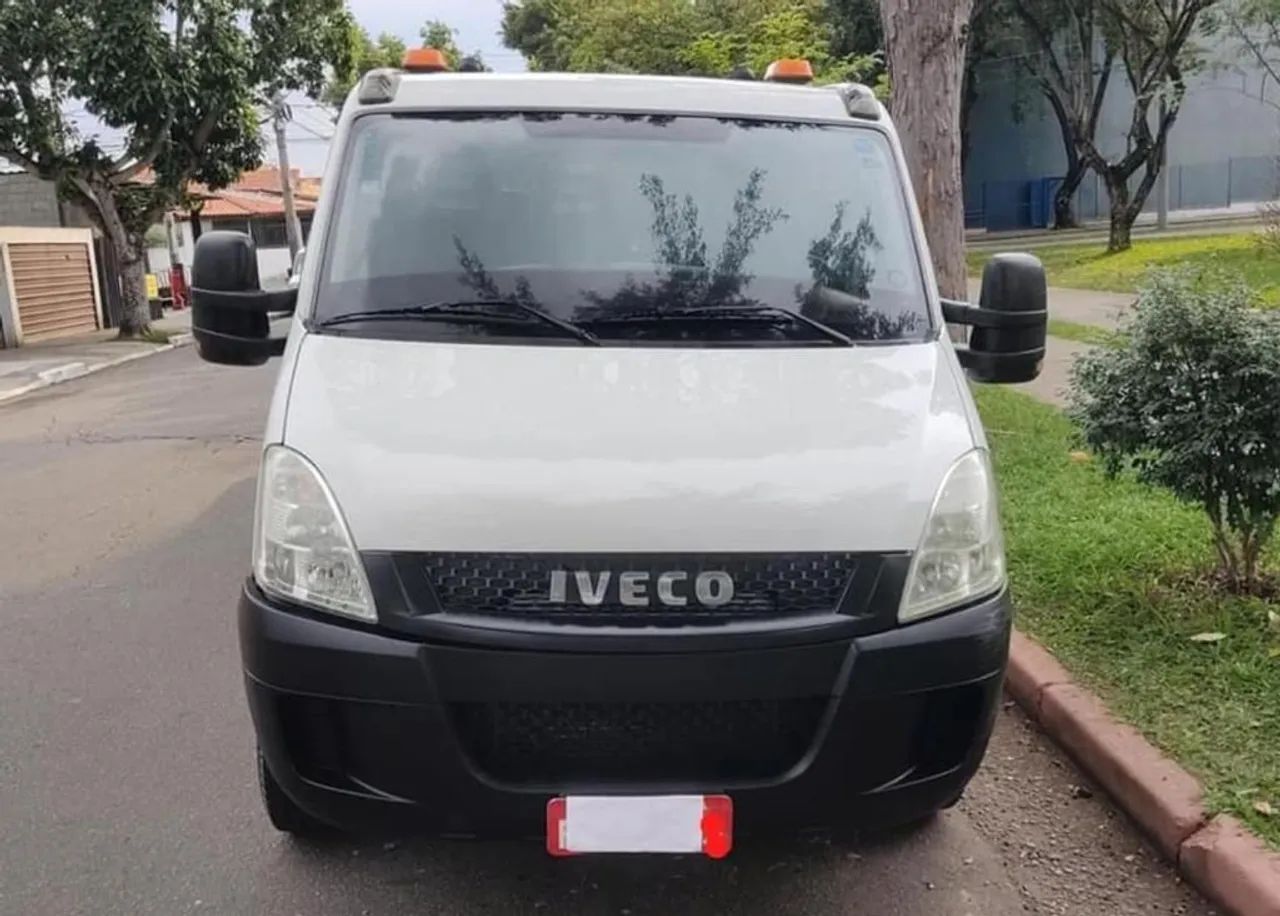 IVECO PLATAFORMA GUINCHO  - Foto 5
