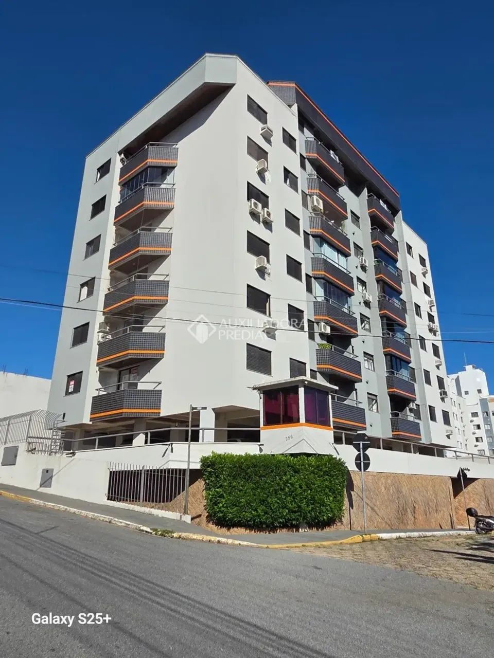 Apto 3 dormitórios com uma suite Vista Mar em Barreiros - Foto 3