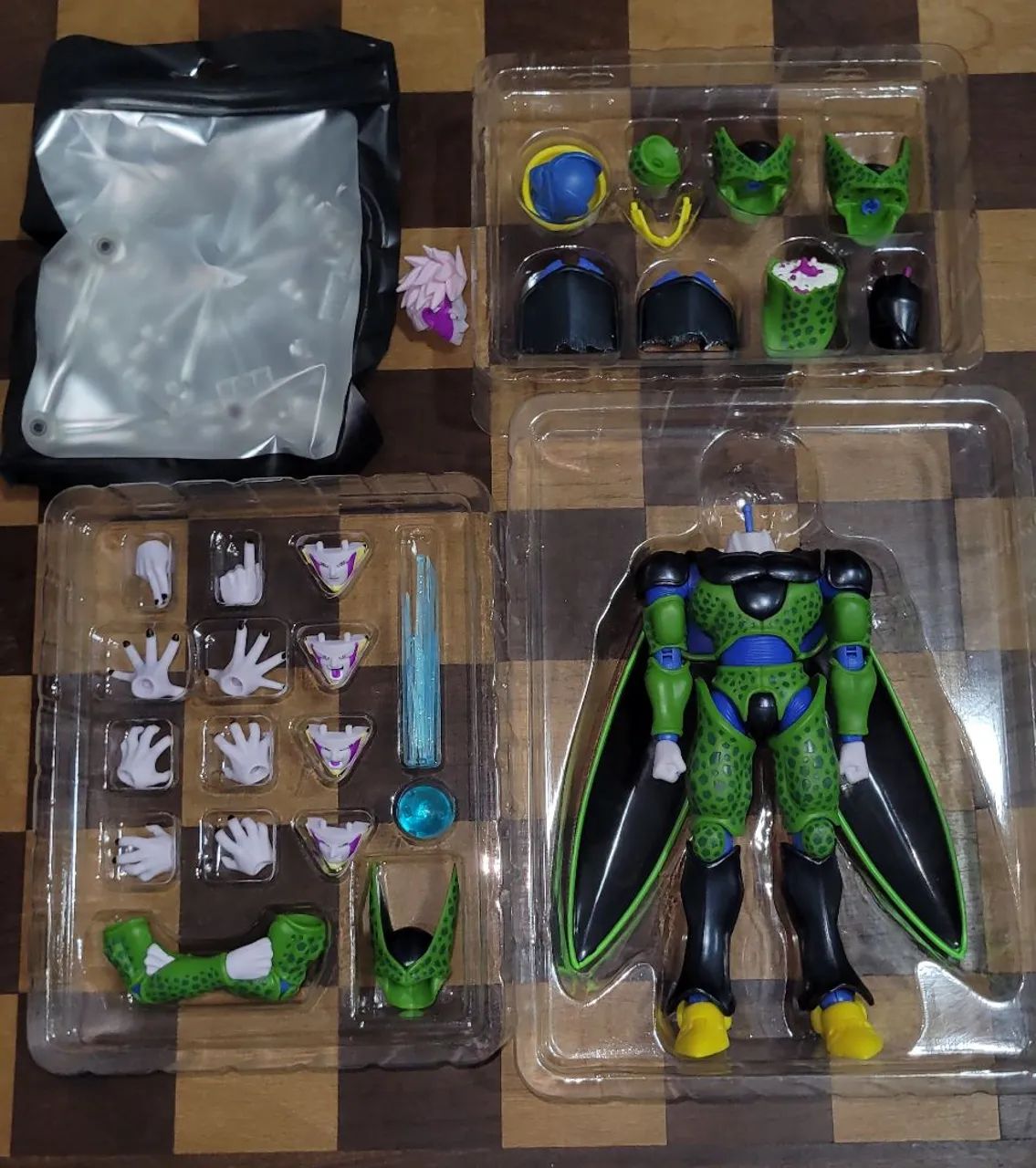 CELL KW STUDIOS COM MOD - ESCALA COM SH FIGUARTS BANDAI - Foto 4