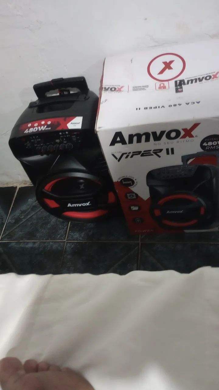 Vendo caixa de som amvox 480w na caixa com 3 meses de uso