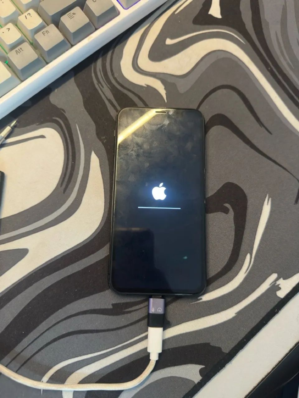 Vende-se IPhone XS bateria 100% com defeito na interposer