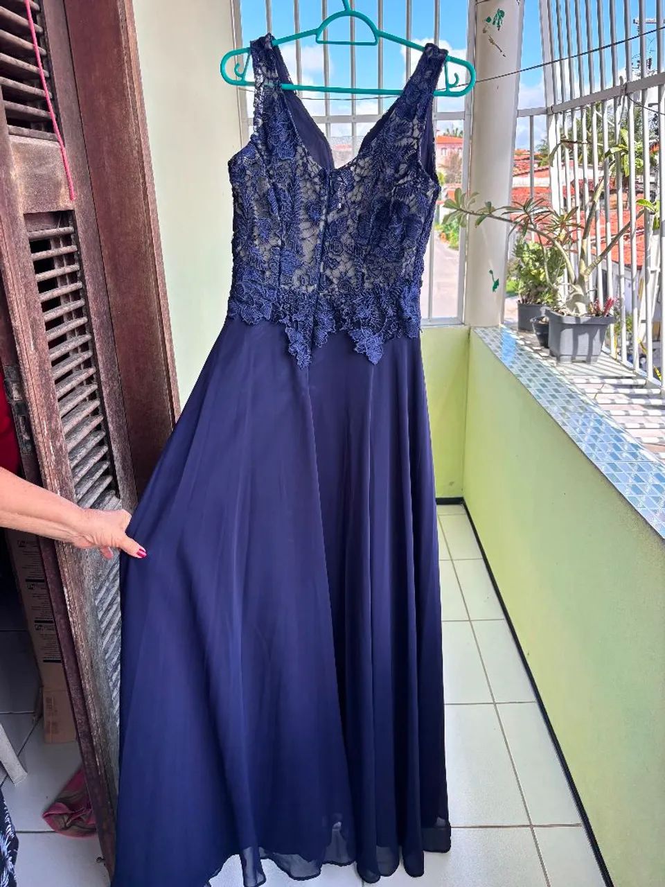 vestido de festa ,todo em renda toly e seda  - Foto 3