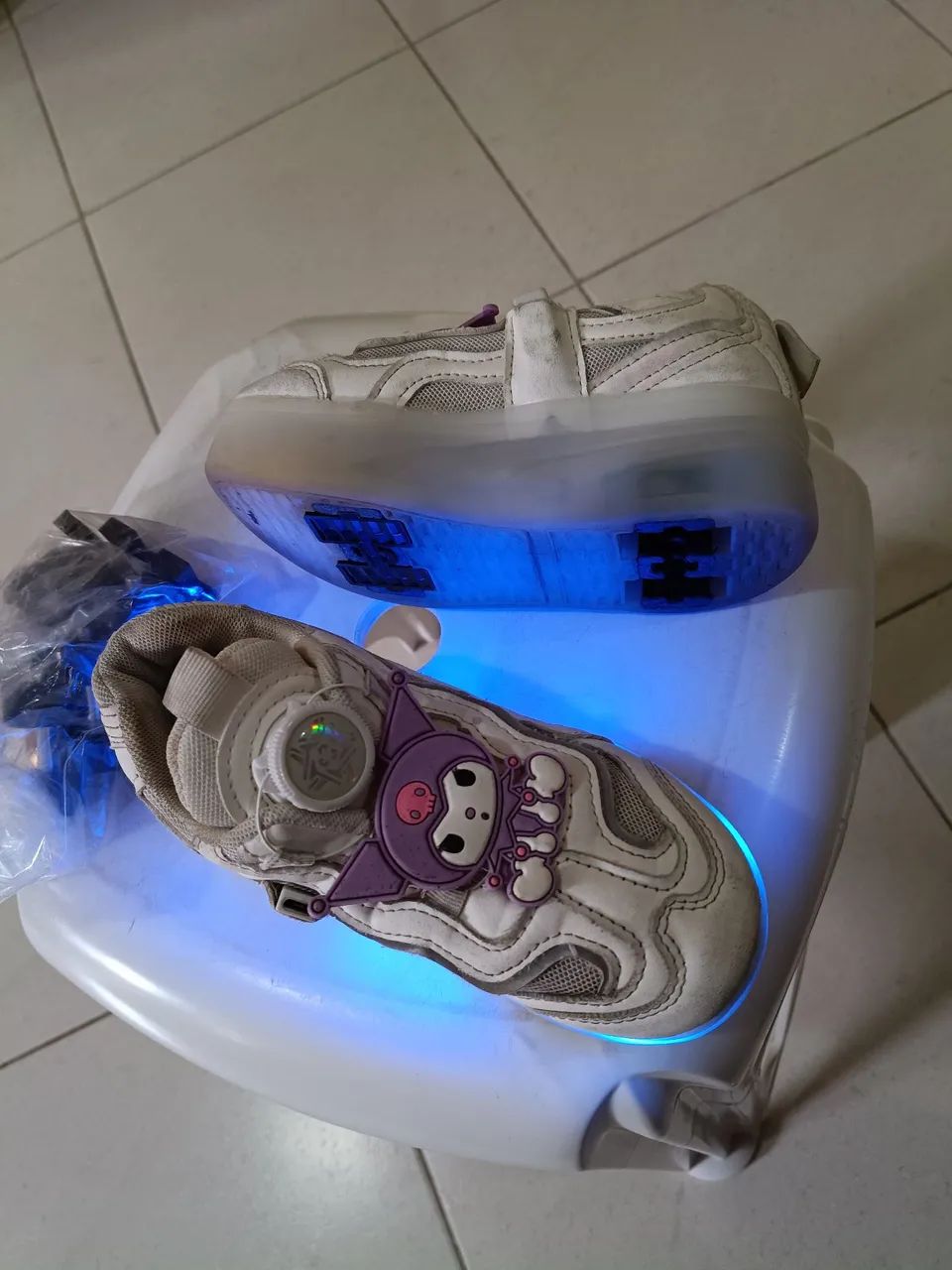 Tênis com rodinhas led - Foto 4
