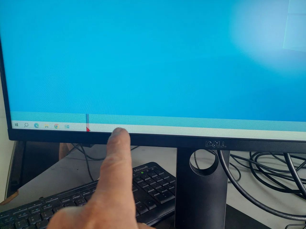 Monitor Del  22 polegadas com defeito
