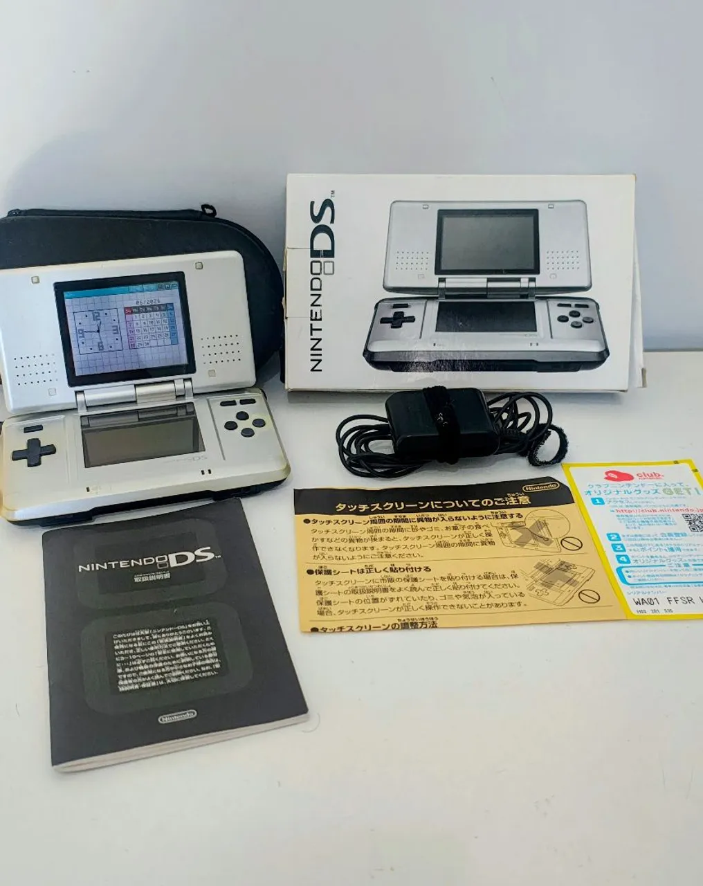 Nintendo Switch Lite Cinza - Consoles de Vídeo Game - Vila