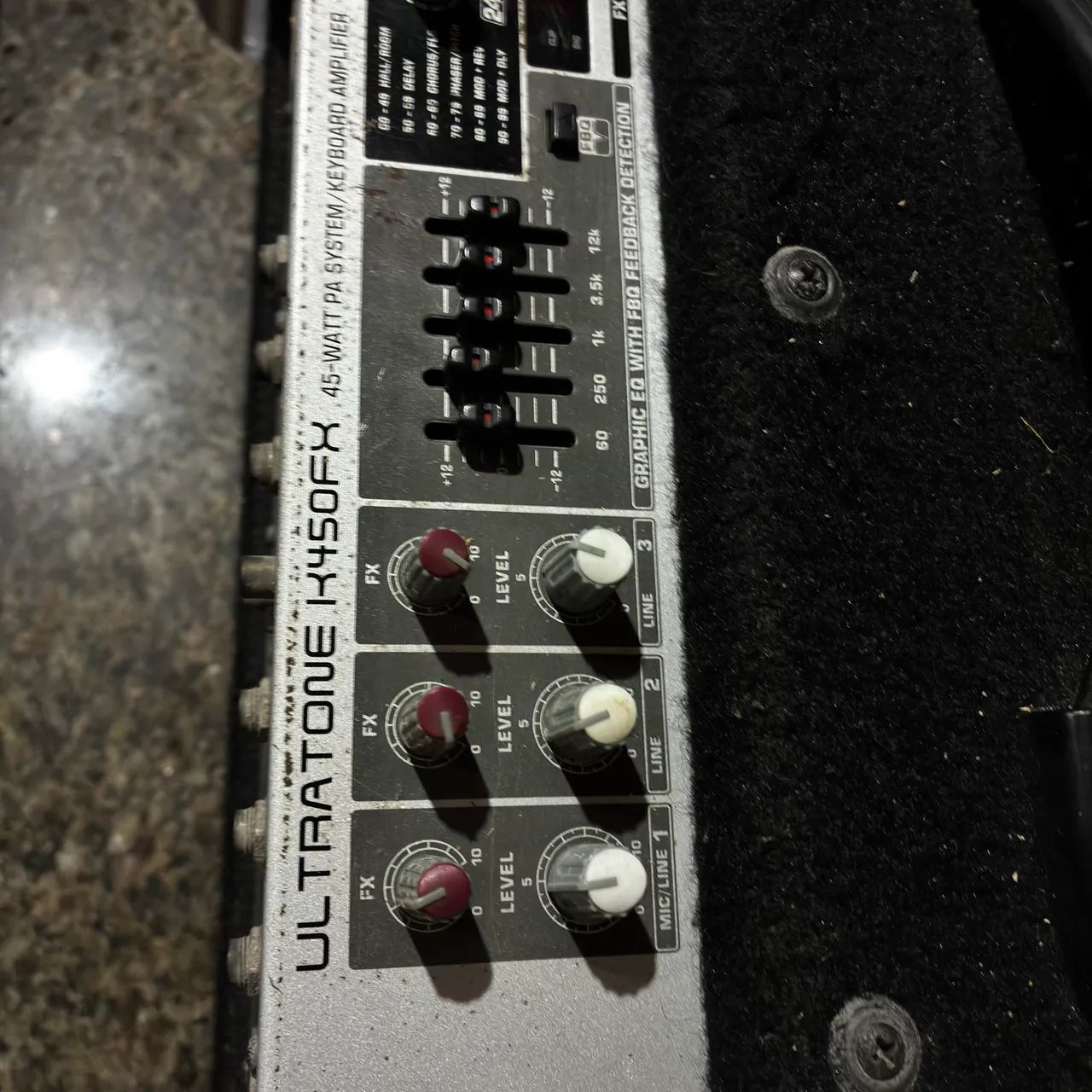Amplificador Behringer K450fx ultratone - Foto 2