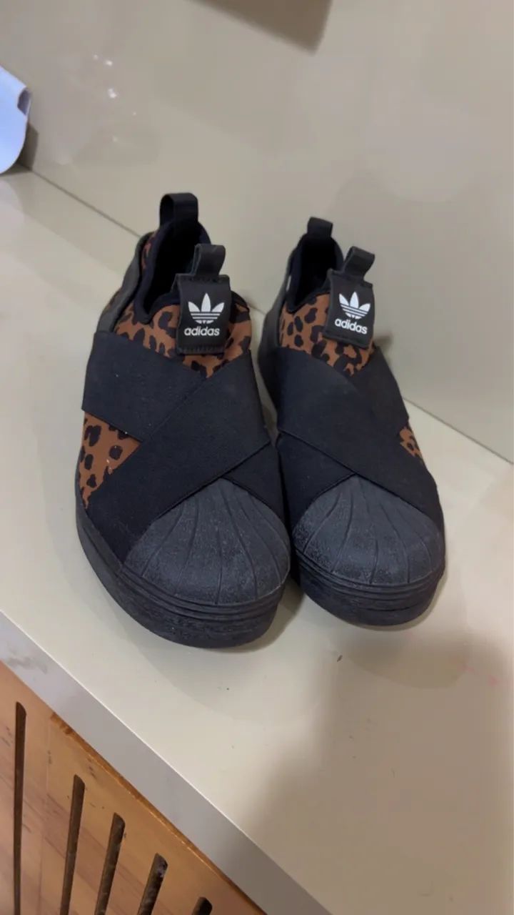 Tênis Adidas 39 super Star - Foto 2