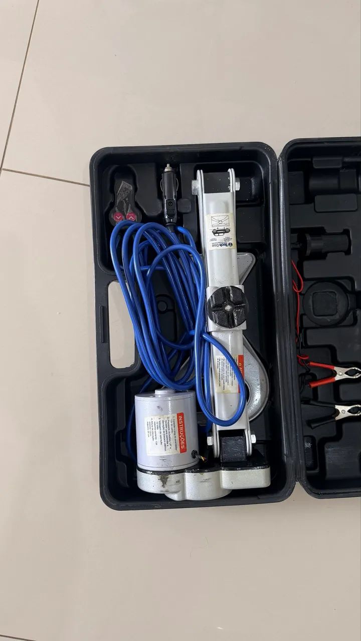 macaco eletrico tech one 2 toneladas - Foto 2