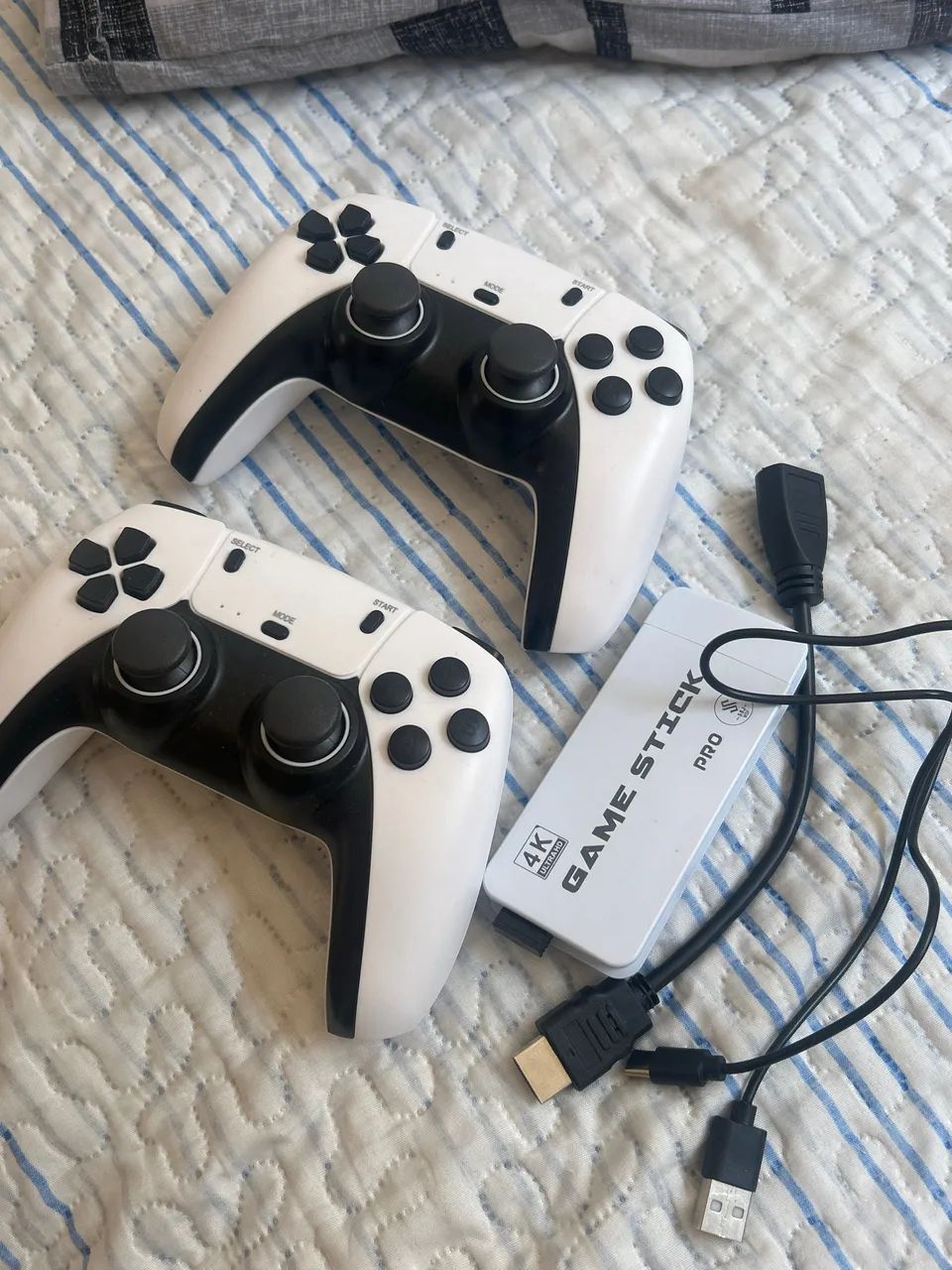 Game stick pro 4k + 2 controles e pilhas 