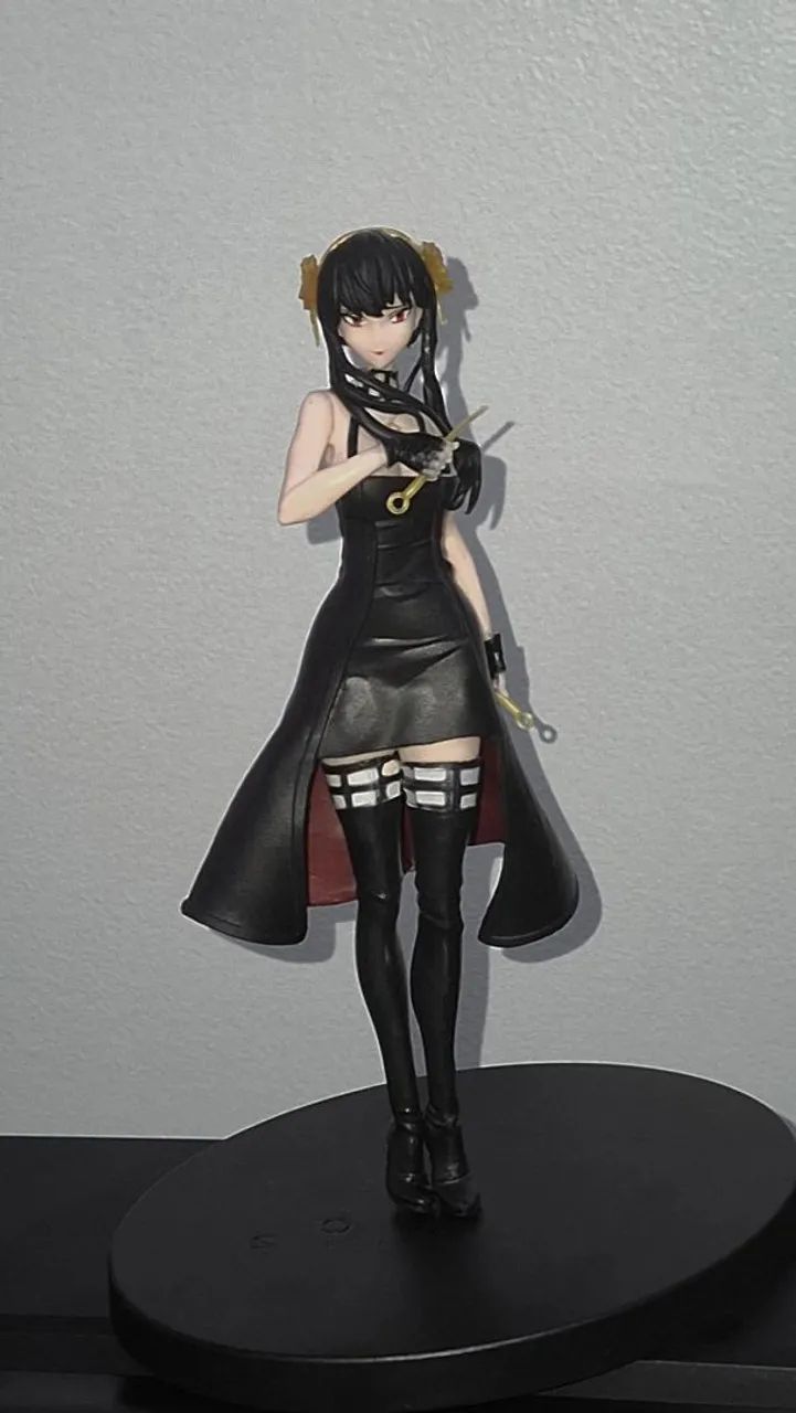 Action Figure YOR FORGER 