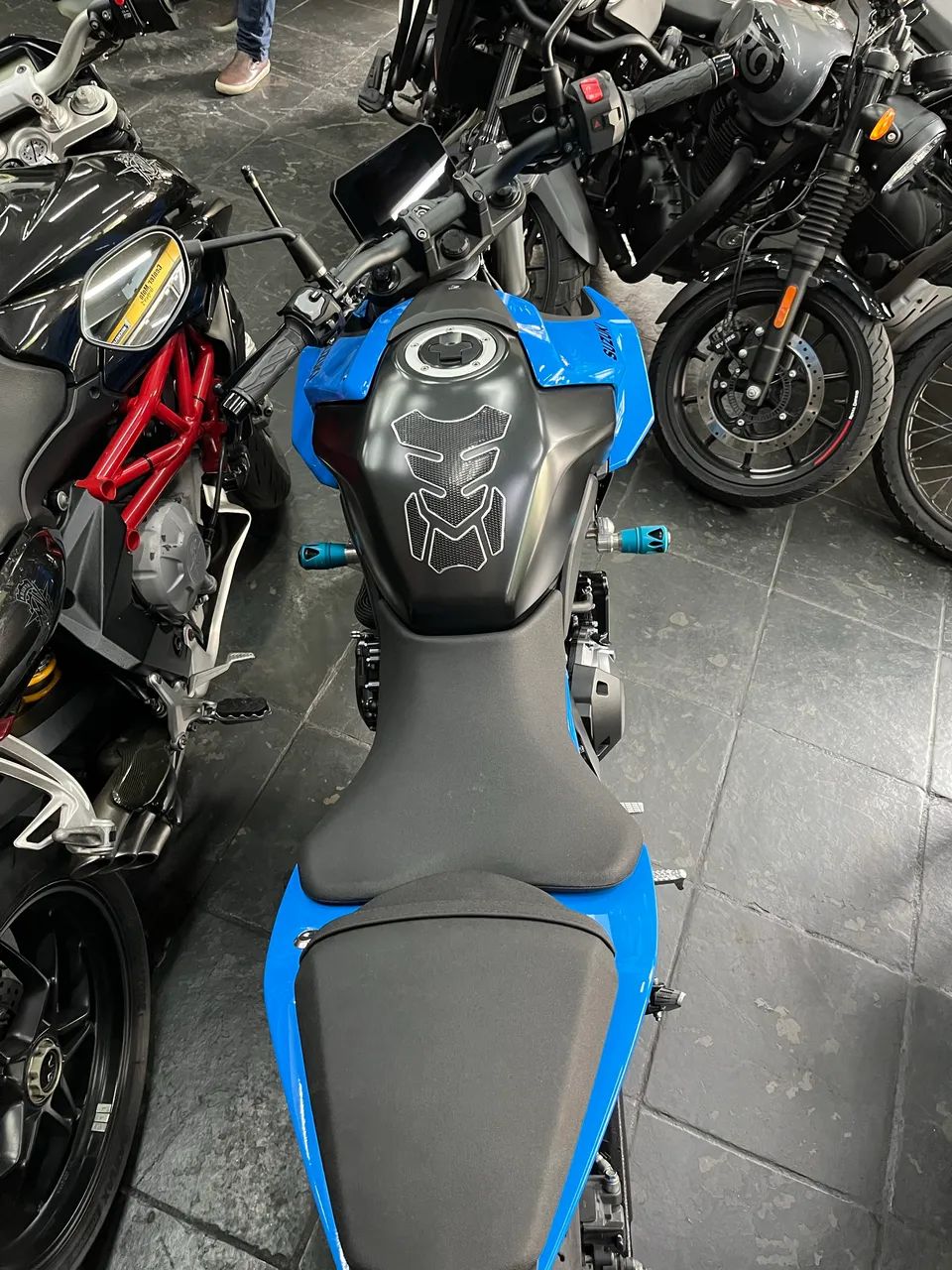  Suzuki GSX - 8 S - Foto 4