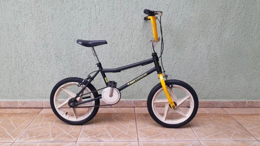 BICICLETA ANTIGA MONARK BMX SUPERTAR