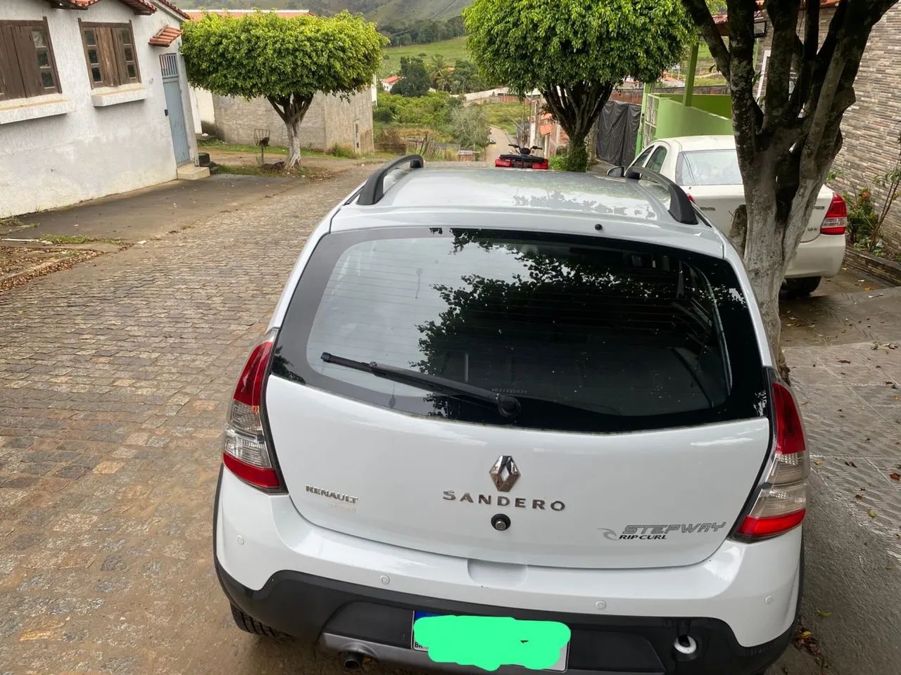 Renault Sandero SANDERO STEPWAY Hi-F. R. CURL 1.6 16V 5p 2013