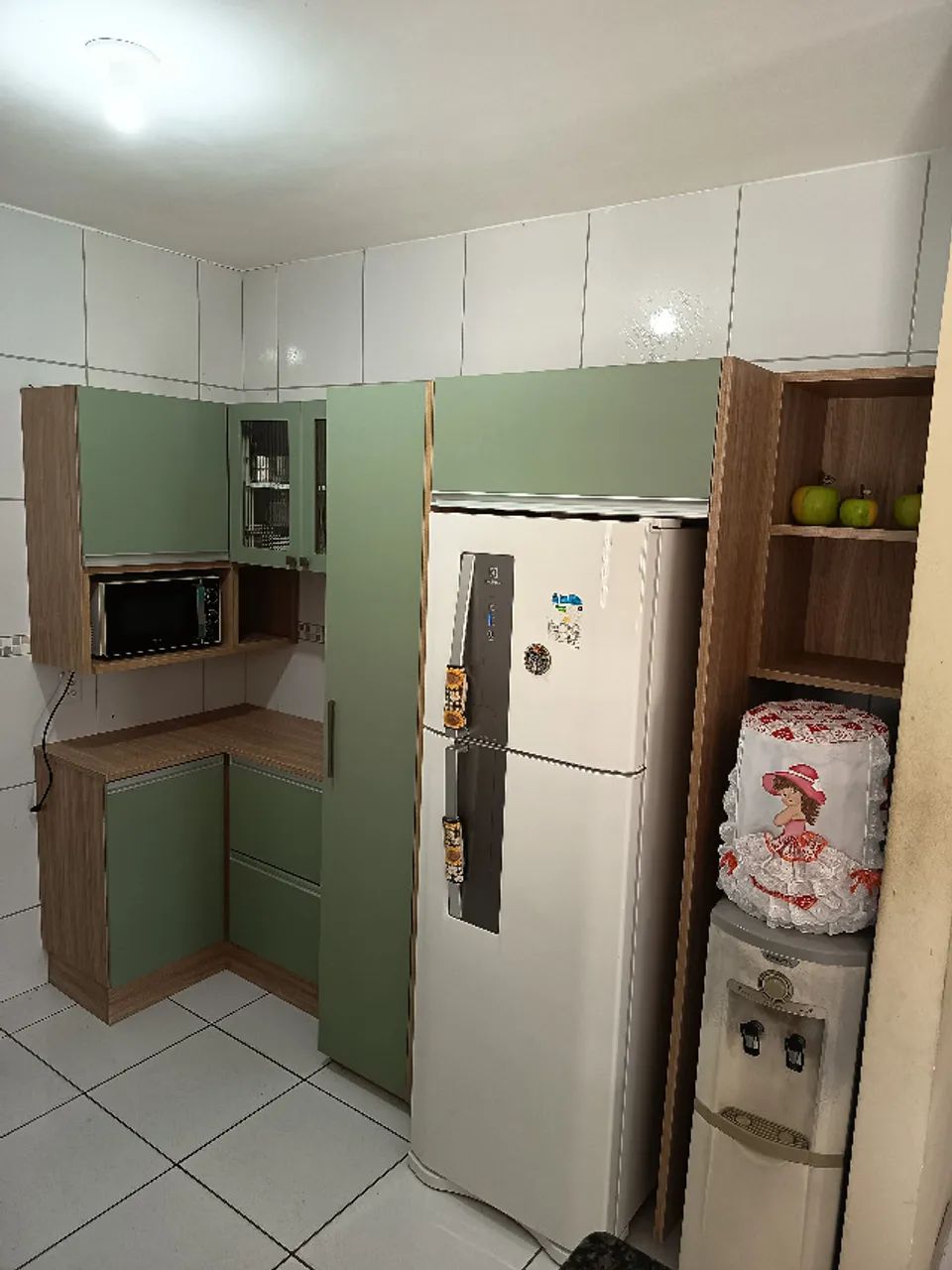 Cozinha Completa Modulada - Verde Sálvia e Amadeirado - Excelente Estado - Foto 4