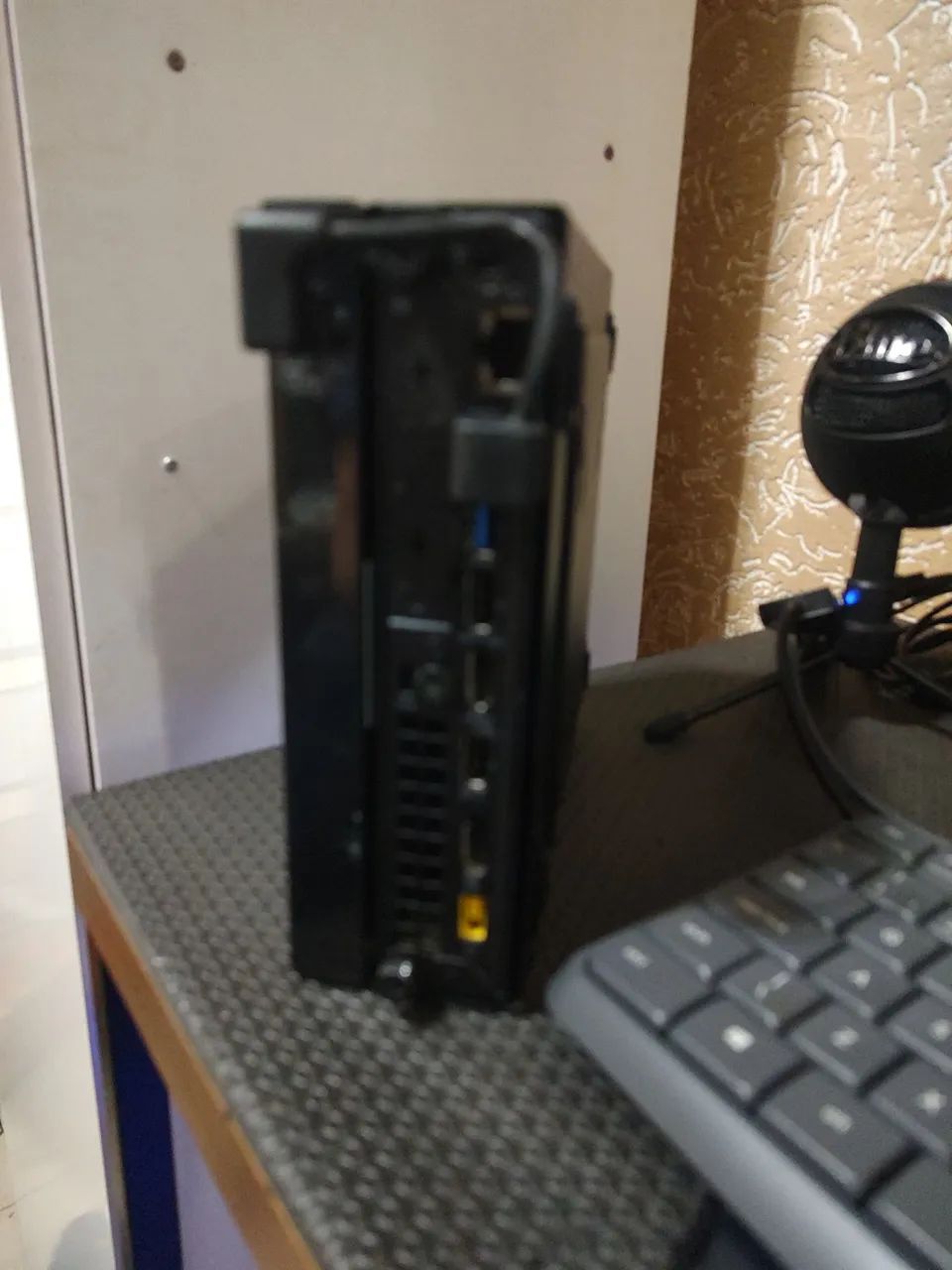 Mini CPU Lenovo i3 8100 com 8 gigas  - Foto 3