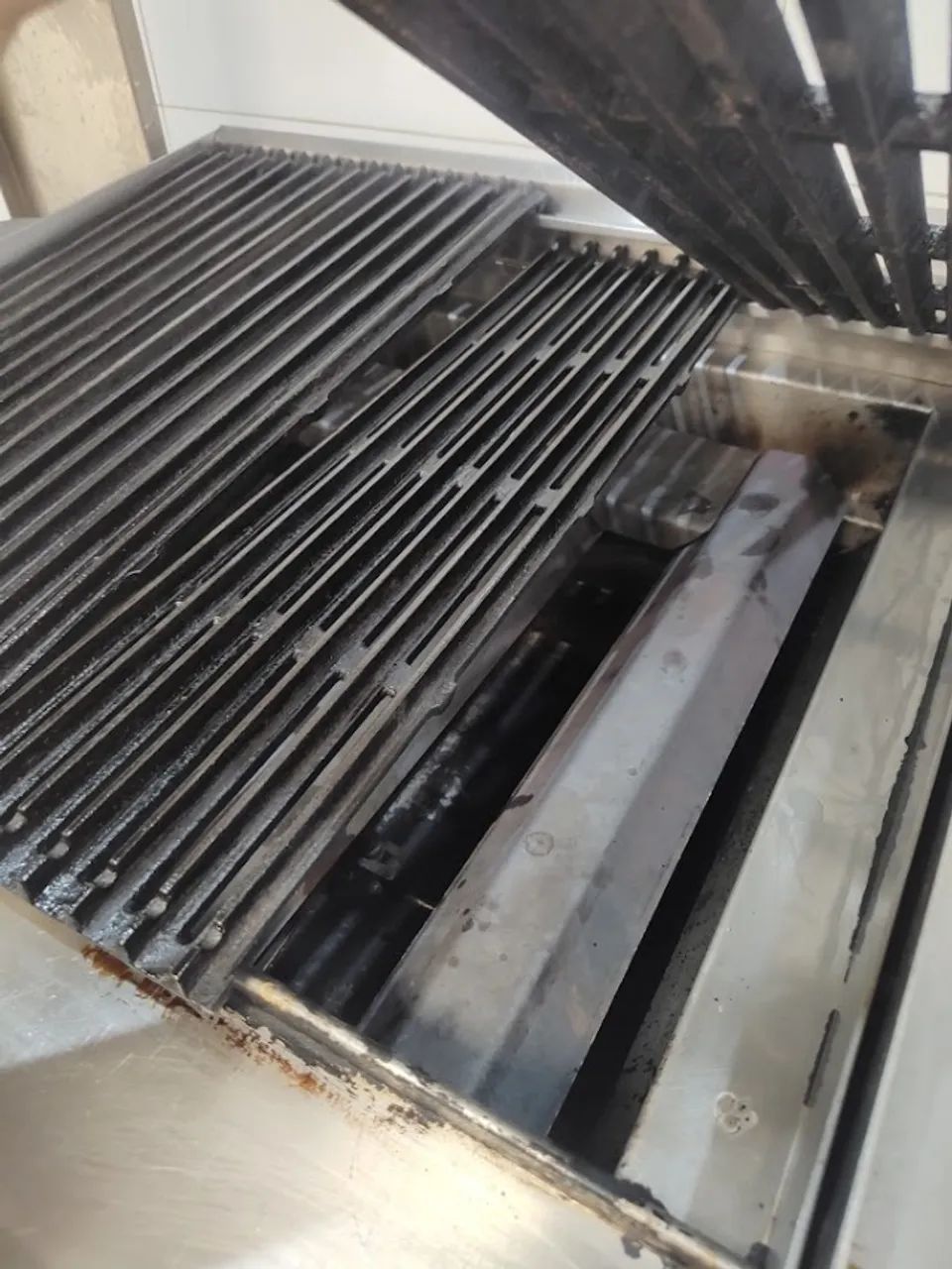 Char Broiler à Gás  2 Queimadores em U  - Foto 2