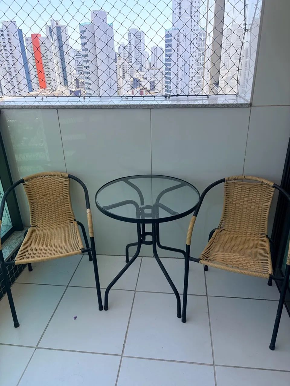 Conjunto de varanda 2 cadeiras e 1 mesa