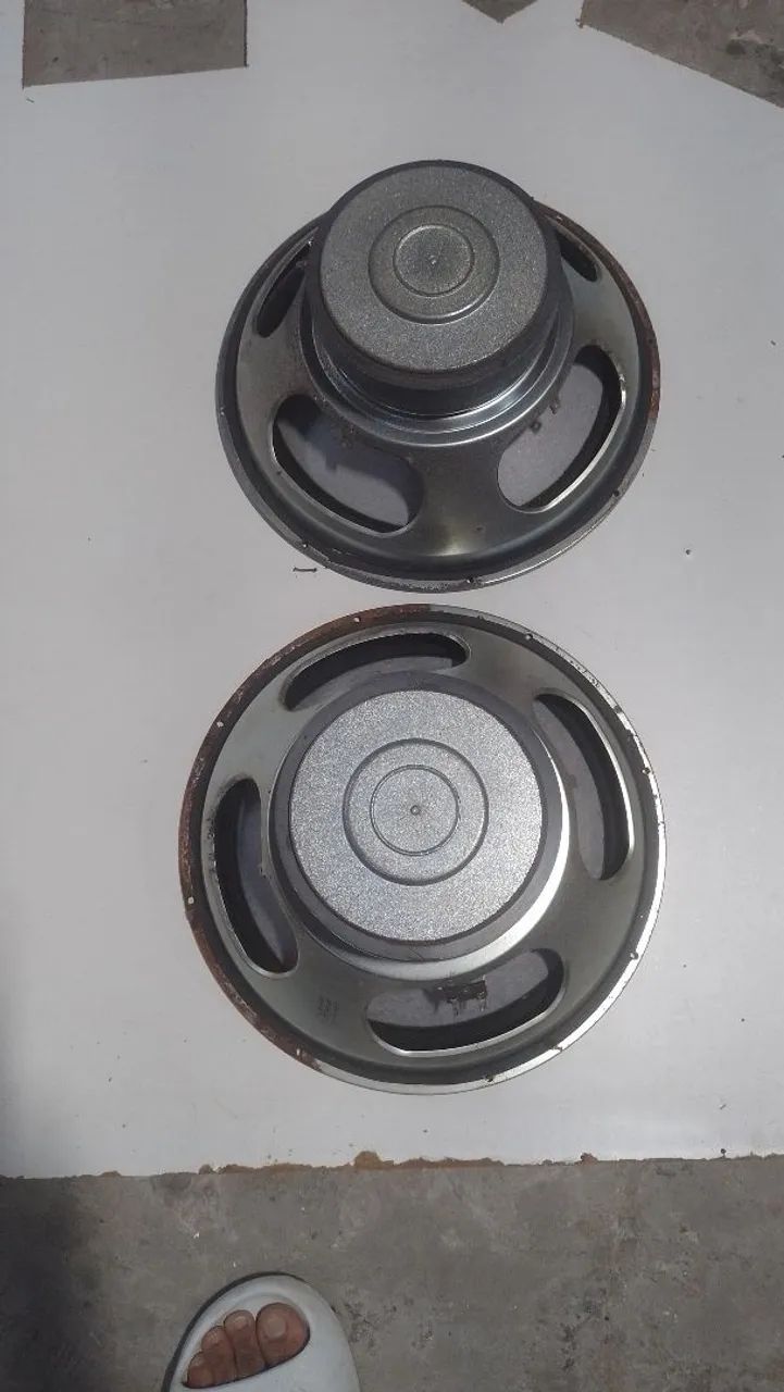 Dois graves de 15 polegadas todo Bom - Foto 3