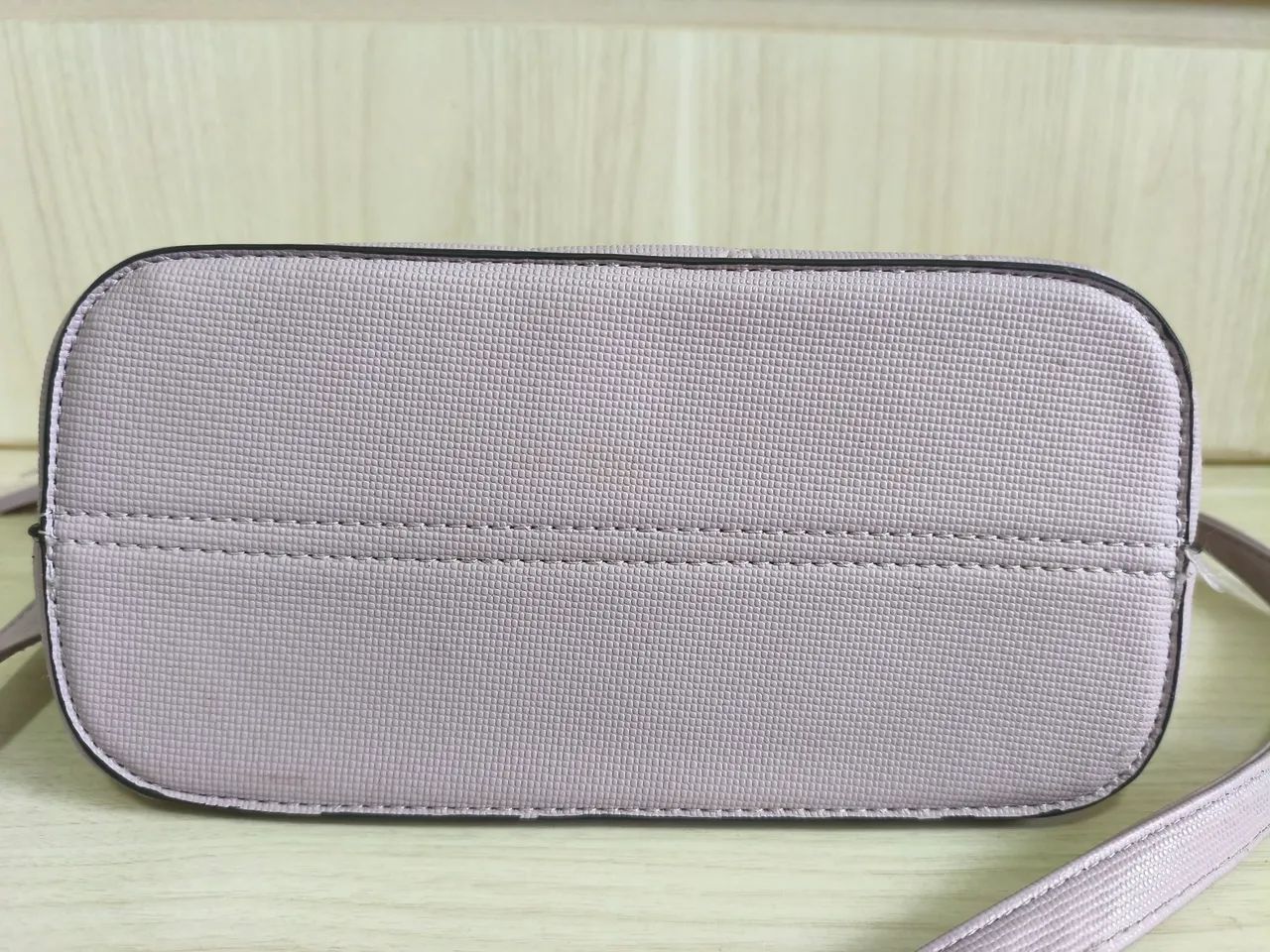 Bolsa Sorriso Oriental original em perfeito estado linda Lilás. - Foto 5